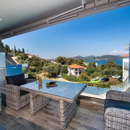 Blue House Luxury Apartment 니키아나 외부 사진