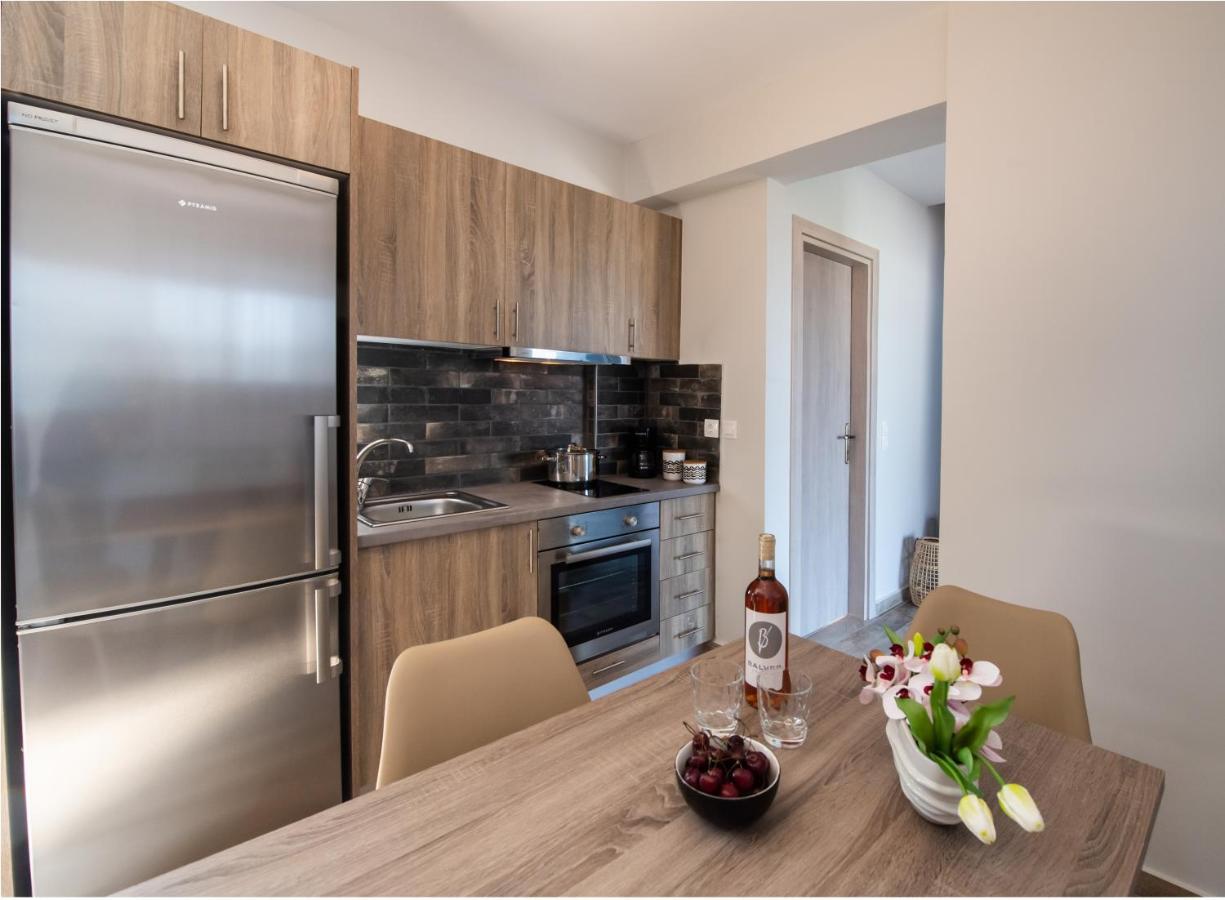 Blue House Luxury Apartment 니키아나 외부 사진